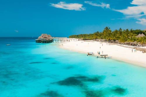 Tanzania Experience: dalla savana all’oceano di Zanzibar